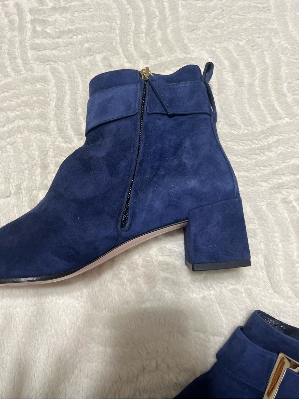 Roger Vivier Polly Blue Suede Buckle Ankle Boots Size 41 Made in Italy - Picture 7 of 14